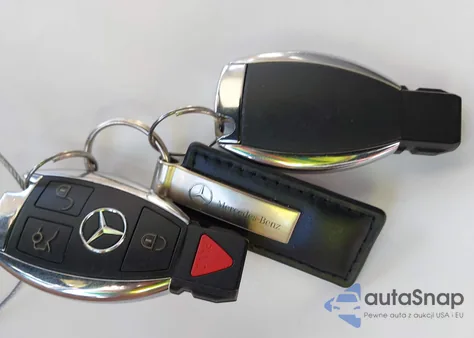 2016 Mercedes-Benz C 300 Luxury 4Matic from USA, damaged, VIN 55SWF4KB4GU153005